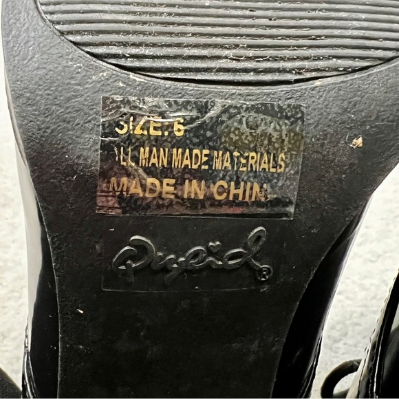 Qupid Black Vinyl Plaid Heeled Combat Booties - Size 6 - Picture 8 of 10